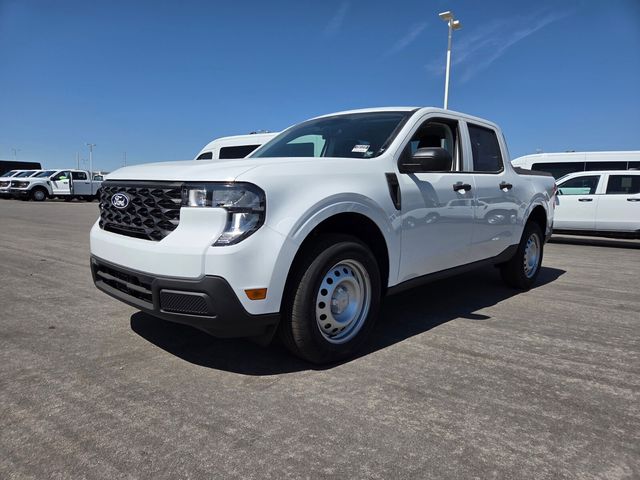 New 2026 Ford Maverick XL 4D Crew Cab