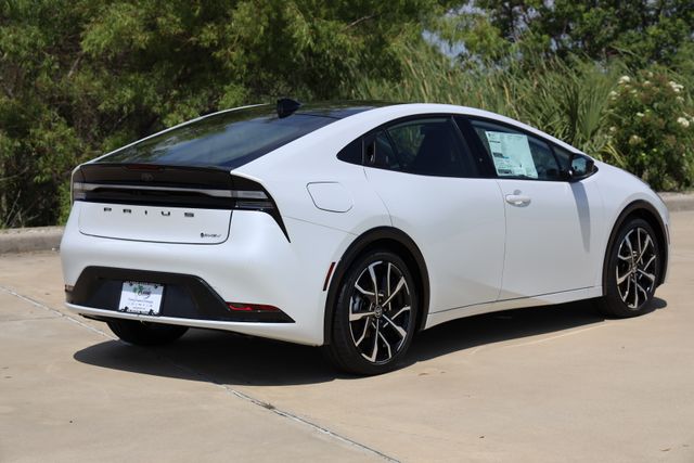 2026 Toyota Prius Plug-In Hybrid XSE Premium - 7
