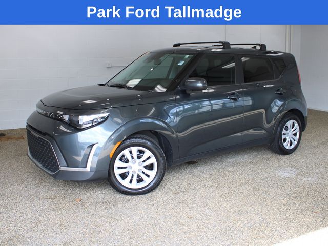 Gravity Gray 2023 Kia Soul SUV / Crossover Front-Wheel Drive Continuously Variable Transmission