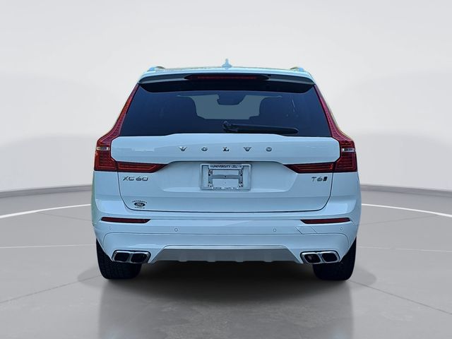 Used 2019 White Volvo T6 Momentum image 4