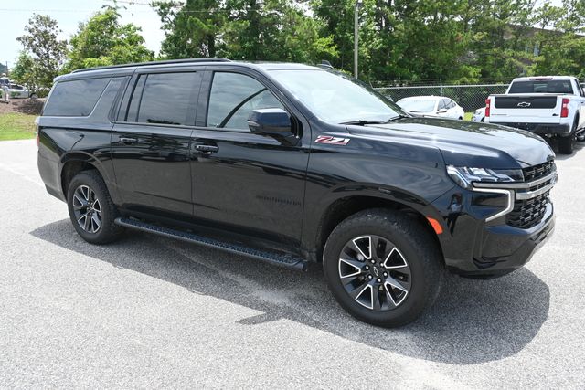 2022 Chevrolet Suburban Z71 photo