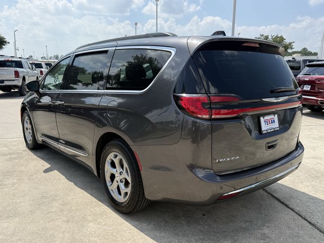 2023 Chrysler Pacifica Limited Gray at Durrett Motor Company