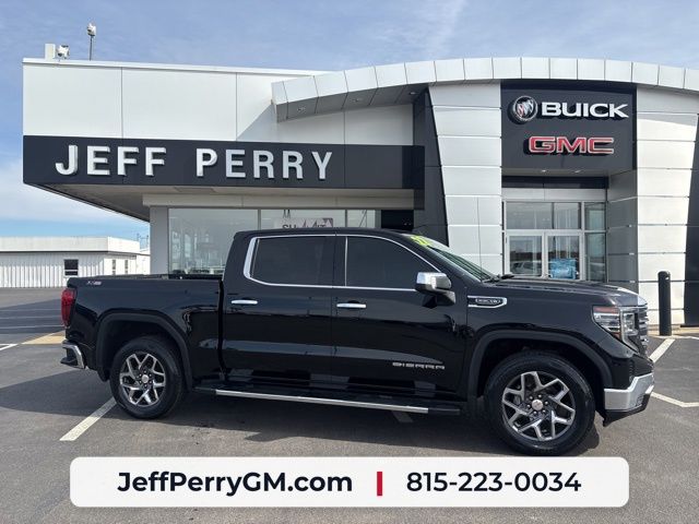 Onyx Black 2022 GMC Sierra 1500 Pickup Truck Four-Wheel Drive Automatic