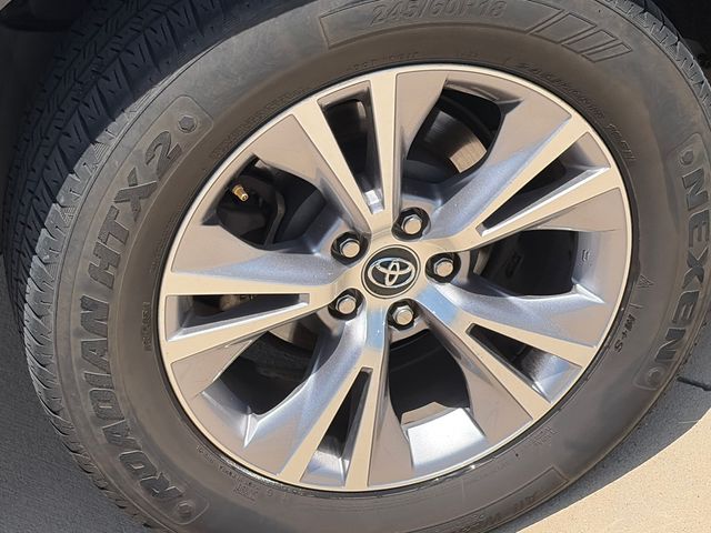 Used 2016 Toyota Highlander SUV