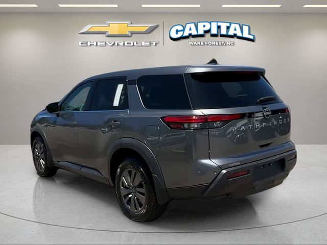 Used 2023 Gray Nissan S image 3