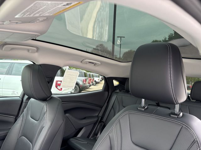 New 2026 White Ford Premium image 33