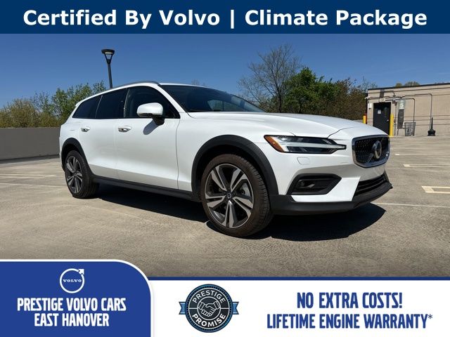 Crystal White Pearl 2025 Volvo V60 Cross Country B5 Plus AWD Wagon All-Wheel Drive Automatic