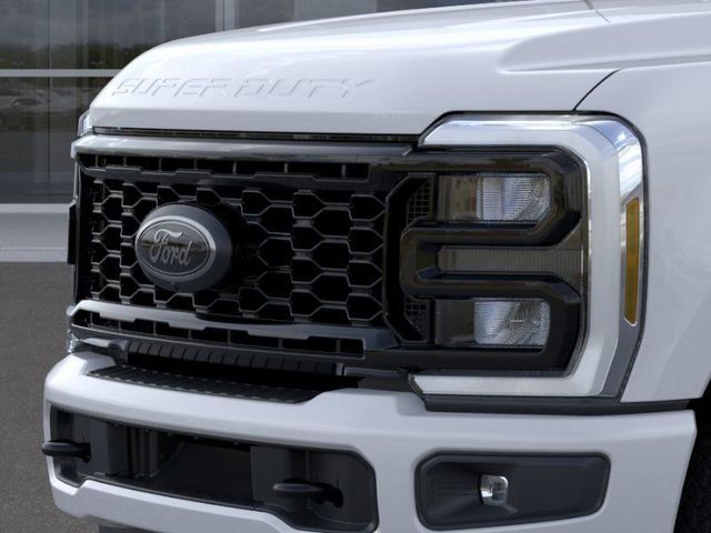New 2026 Oxford White Ford F-250® XLT image 17