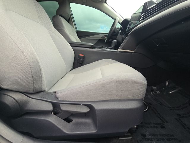 2025 Toyota Camry LE:45680A