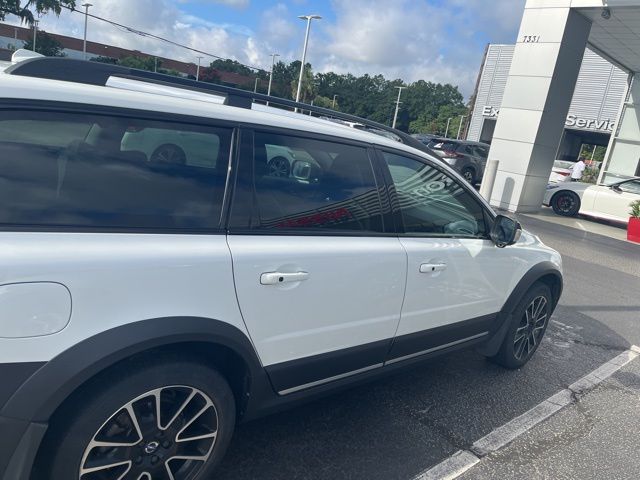 2016 Ice White Volvo XC70 T5 FWD Crossover