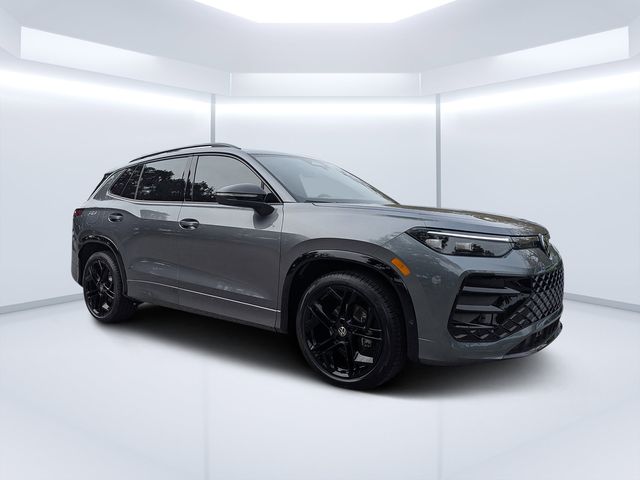 Platinum Gray 2026 Volkswagen Tiguan SE R-Line Black FWD SUV / Crossover Front-Wheel Drive 8-Speed Automatic