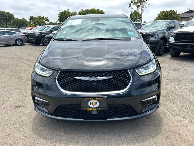 used 2024 Chrysler Pacifica Hybrid car, priced at $27,740
