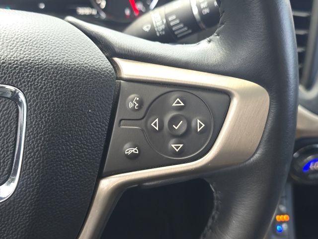 2017 GMC Acadia Denali:46487A
