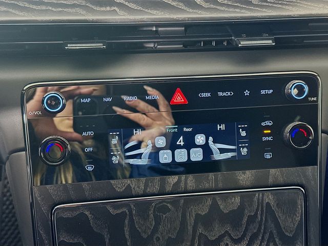 Thumbnail: 2026 Genesis GV80 - 14