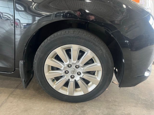 2015 Toyota Sienna XLE photo