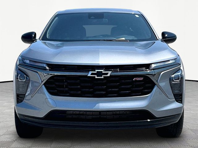2025 Chevrolet Trax — photo 2