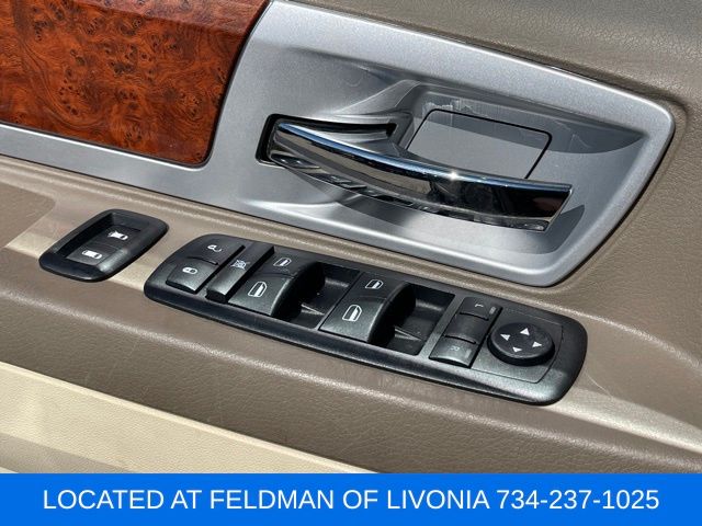 Used 2009 Chrysler Town & Country For Sale in Muncie, IN