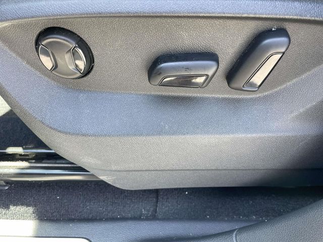 2023 Opal White Pearl Volkswagen Atlas SEL AWD SUV