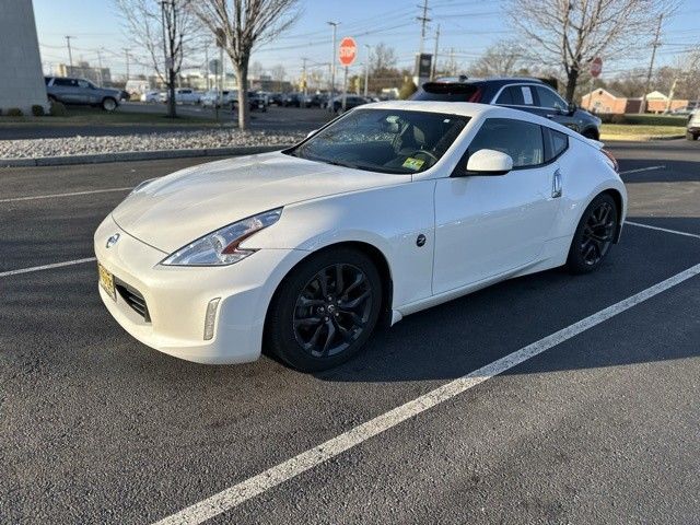 2017 Nissan 370Z Touring