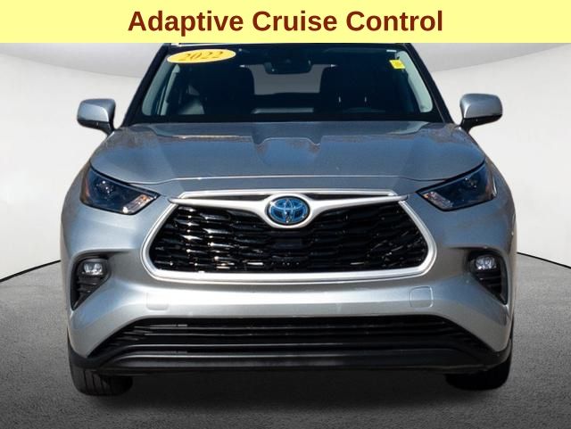 2022 Toyota Highlander Hybrid XLE 9