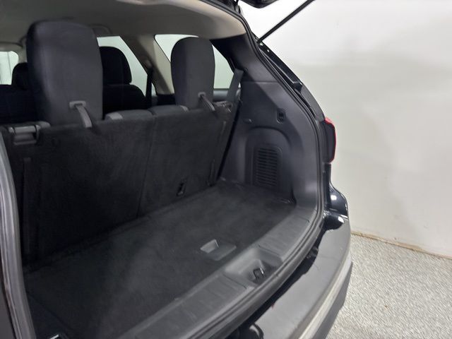 2018 Nissan Pathfinder S photo