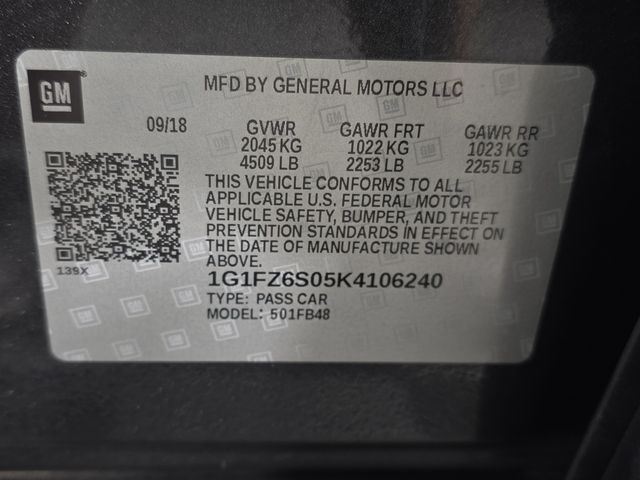 Used 2019 Gray Chevrolet Premier image 10