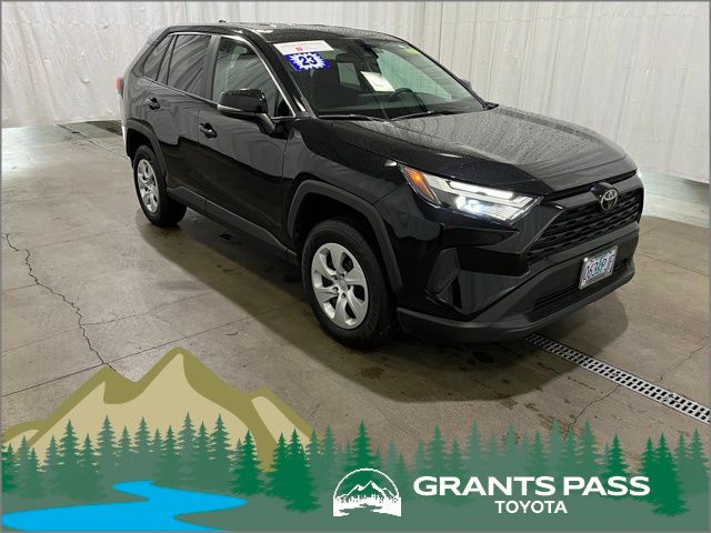 2023 Toyota RAV4 LE AWD