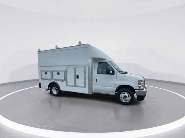 New 2026 White Ford  image 8