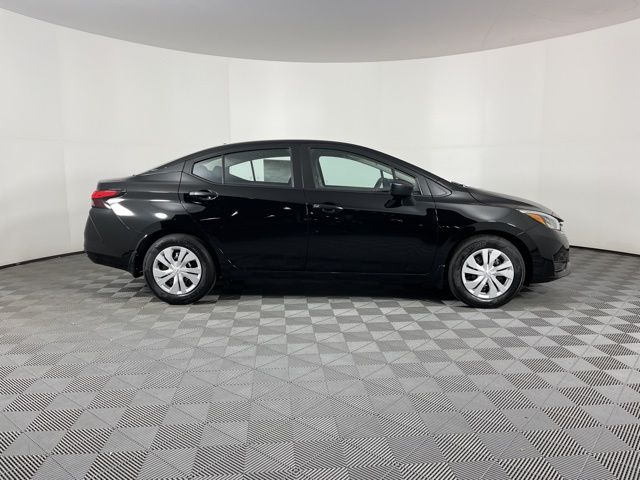 2025 Super Black Metallic Nissan Versa 1.6 S FWD Sedan