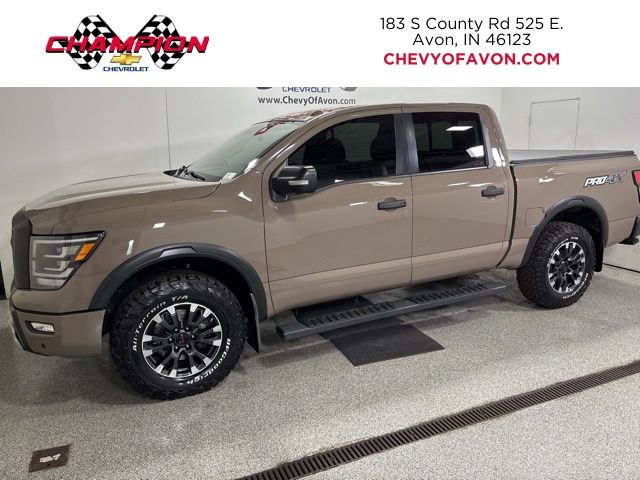 2021 Nissan Titan PRO-4X photo