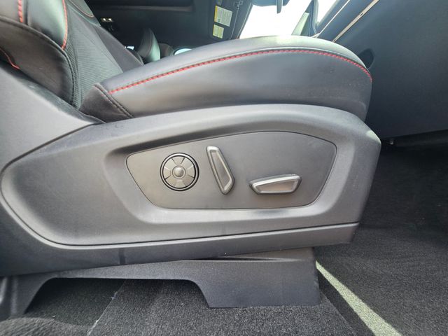 2025 Ford Explorer ST:169584A