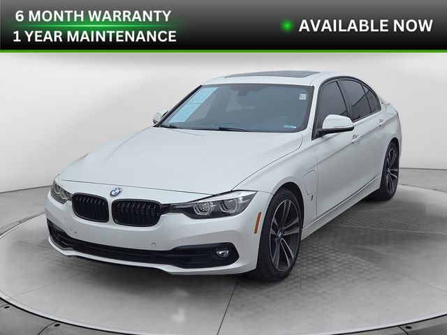 White Metallic 2018 BMW 3 Series 330e iPerformance Sedan RWD Sedan Rear-Wheel Drive 8-Speed Automatic