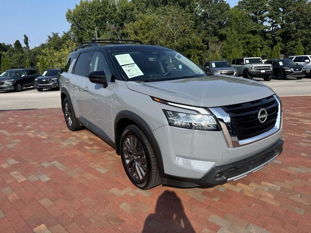 Used 2023 Nissan Pathfinder SUV