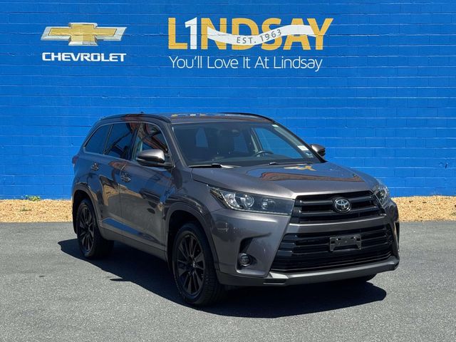 Predawn Gray Mica 2019 Toyota Highlander SUV / Crossover All-Wheel Drive 8-Speed Automatic