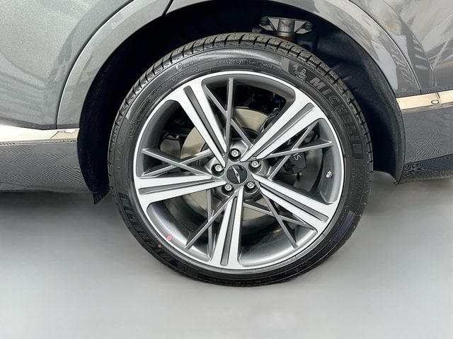 Thumbnail: 2026 Genesis GV80 - 23