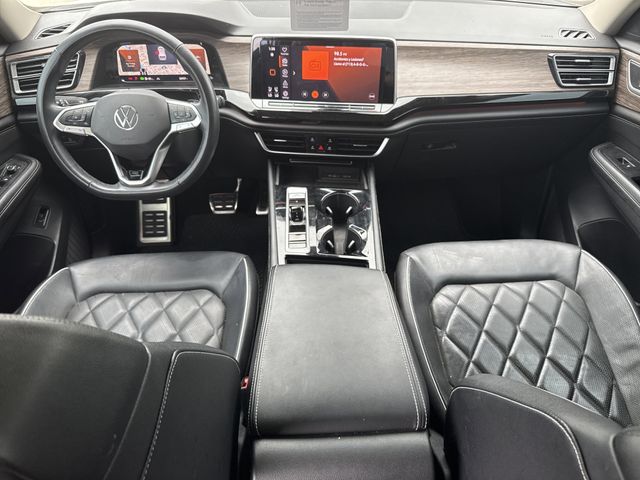 2024 Volkswagen Atlas 2.0T SEL Premium R-Line  at Cook Ford