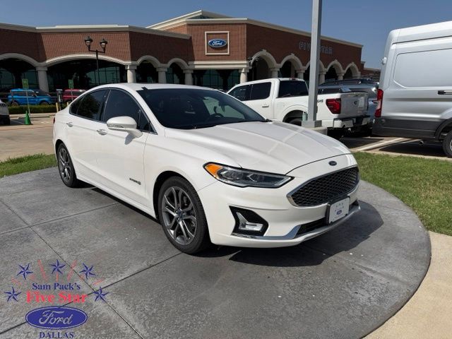  2019 Ford Fusion Hybrid Titanium FWD   