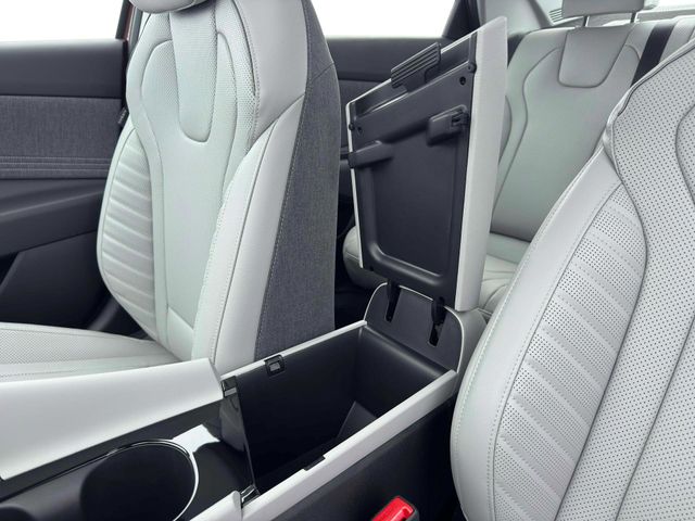 New 2026 Black Hyundai Limited image 18