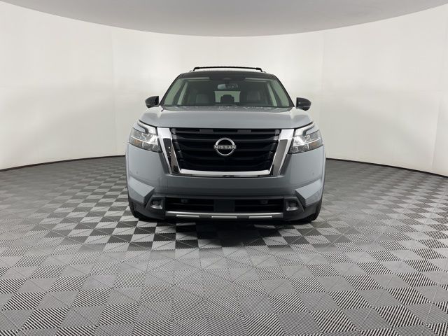 2022 Nissan Pathfinder SL 3