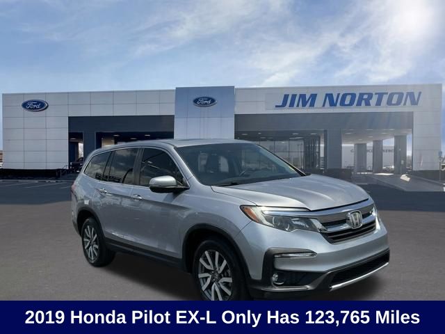 2019 Honda Pilot EX-L AWD with Navigation and RES