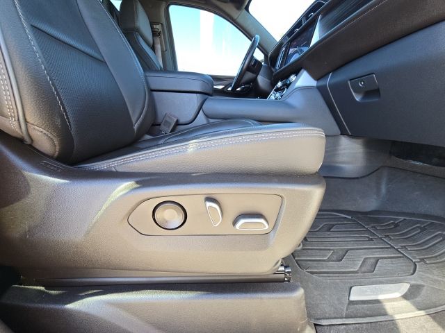 Photo of 2022 GMC Yukon Denali in Dallas, GA - 22,  2022 GMC Yukon Denali:44052A