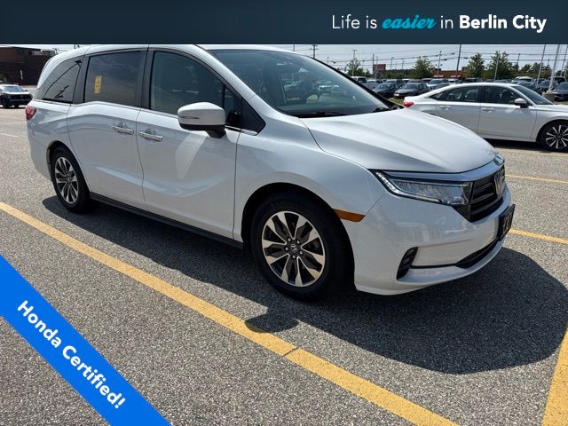 White 2021 Honda Odyssey Minivan Front-Wheel Drive Automatic