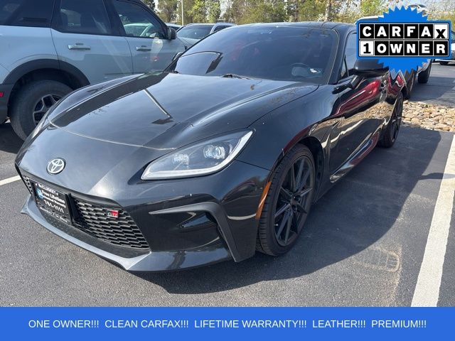 Raven 2024 Toyota GR86 Premium RWD Coupe Rear-Wheel Drive 6-Speed Manual