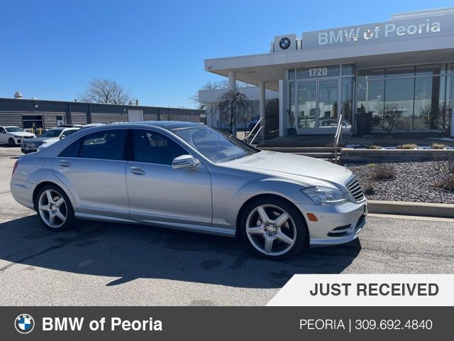 2010 Mercedes-Benz S-Class S 550 4MATIC