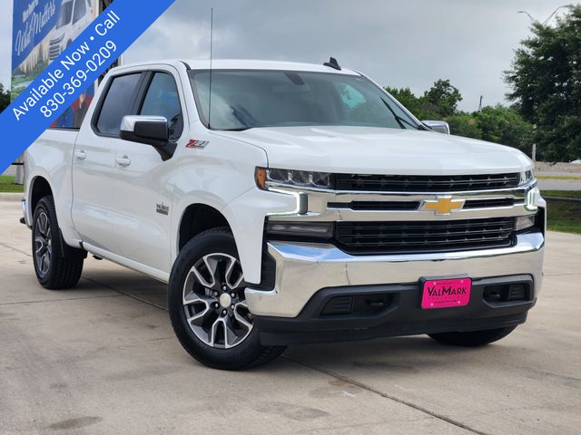 Summit White 2022 Chevrolet Silverado 1500 Pickup Truck Four-Wheel Drive 8-Speed Automatic