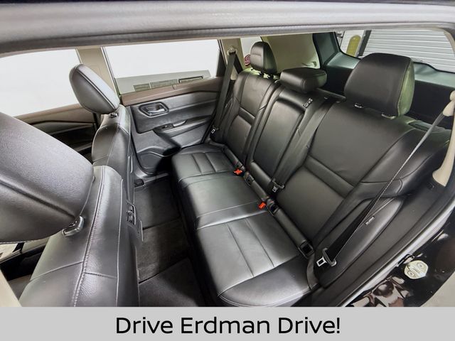 Used 2023 Nissan Rogue SUV