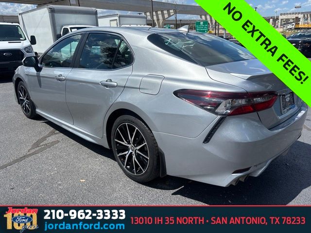 Used Car 2021 Toyota Camry Hybrid  Se For Sale Under $25,000 In San Antonio, Texas