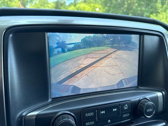 Used 2018 Black Chevrolet LT image 19