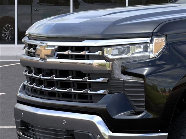 2025 Chevrolet Silverado 1500 LTZ 13