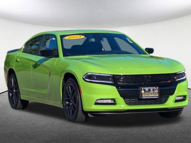 2023 Dodge Charger SXT 2